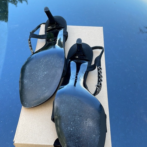 Stuart Weitzman Evening wear shoes! With rhinestones 🎉💎! Lots of live left! - Picture 3 of 4